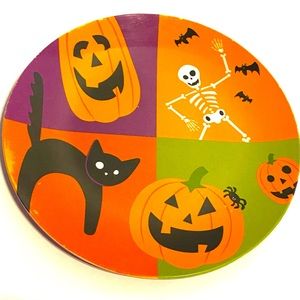 VINTAGE MELAMINE HALLOWEEN CHINA SERVING TREAT 9” PLATE CAT PUMPKIN SKELETON BAT